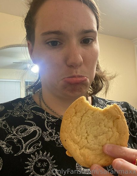 sarahmaxx pornstar sexy galleries