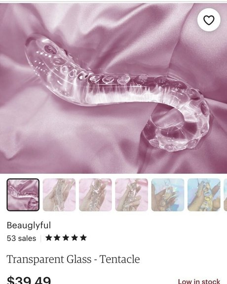 naked onlyfans erotic photo