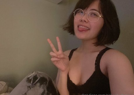 Erikasbulbasaur erotic star gallery