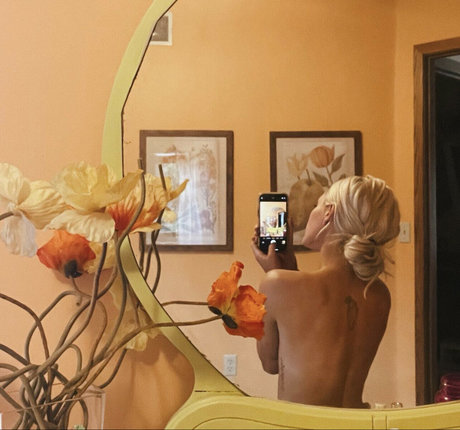 femdom facesitting onlyfans art nude archive