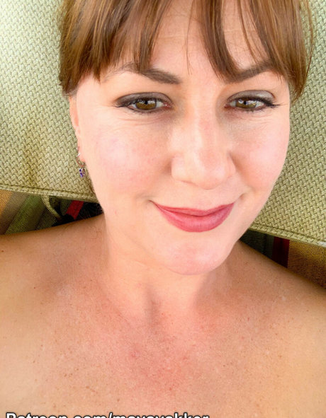 Maya Vakker perfect actress archive