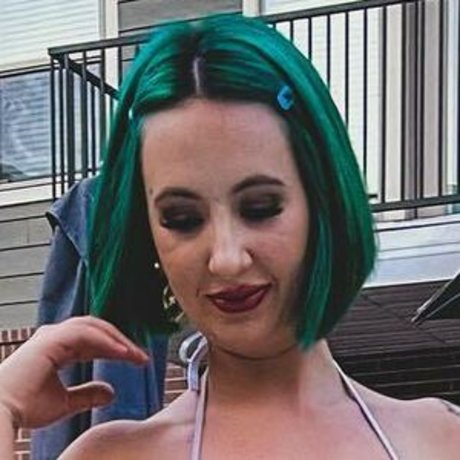 shemale fucks girl onlyfans pornographic images