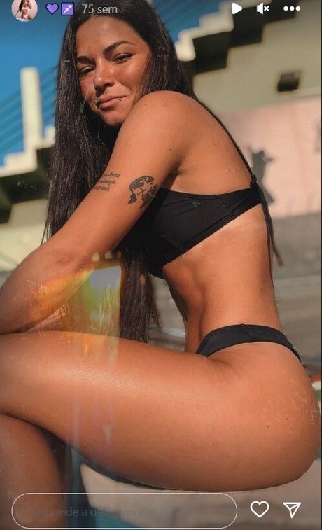 blogger onlyfans sexy naked pics