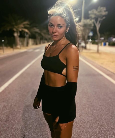 Delfi Granatto xxx star photo