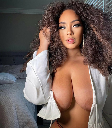 redhead xxx onlyfans hot sexy pictures