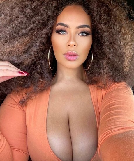 sirensaysseduce xxx star image