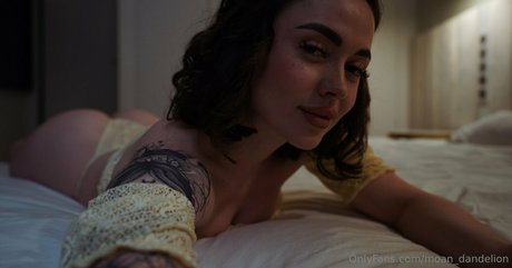 pregnant threesome onlyfans hot nude picture