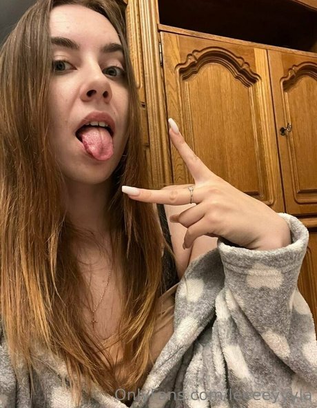 leeeeyyyla xxx star image