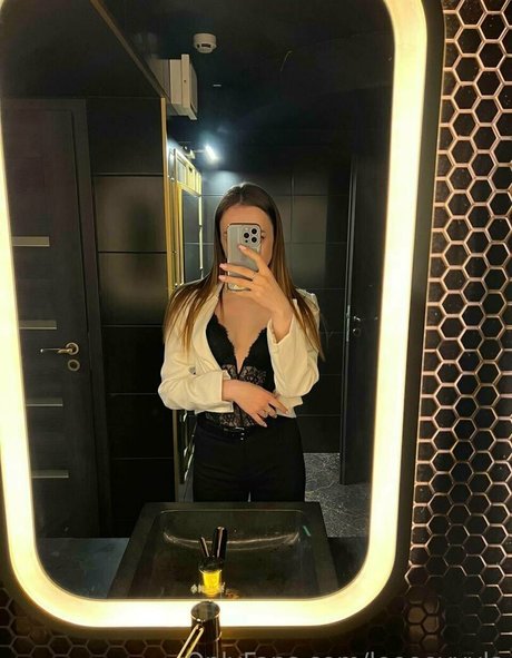 leeeeyyyla pornstar exclusive galleries