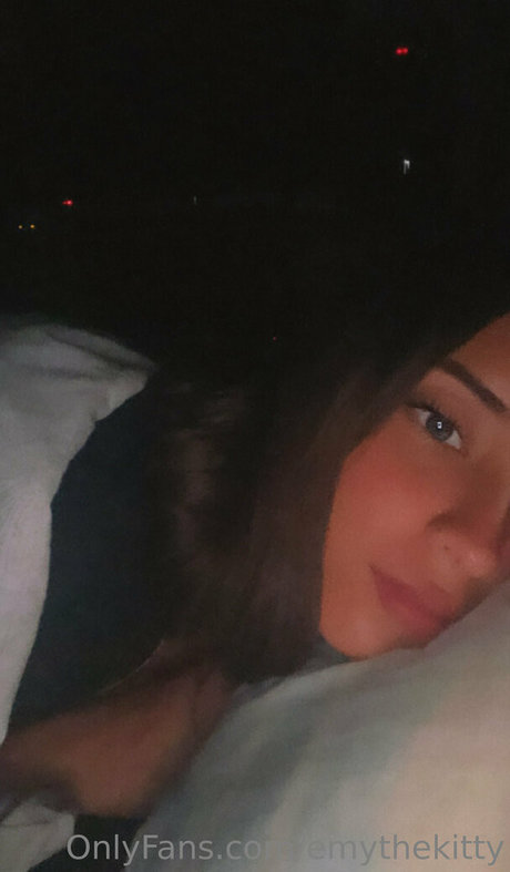 emythekitty pretty model images