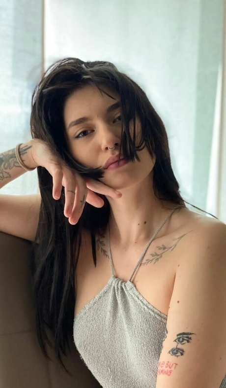 Miss Cassiee beautiful actress image