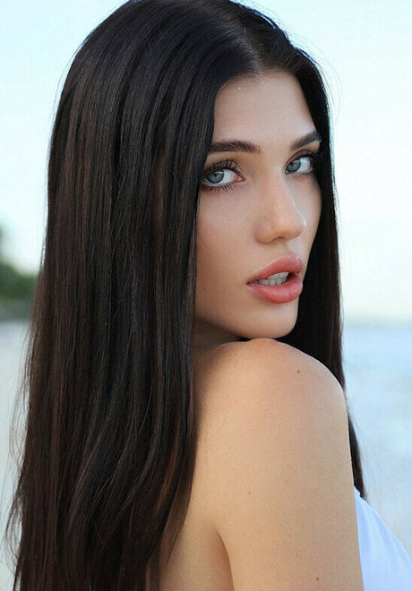 Alina Enero star pics