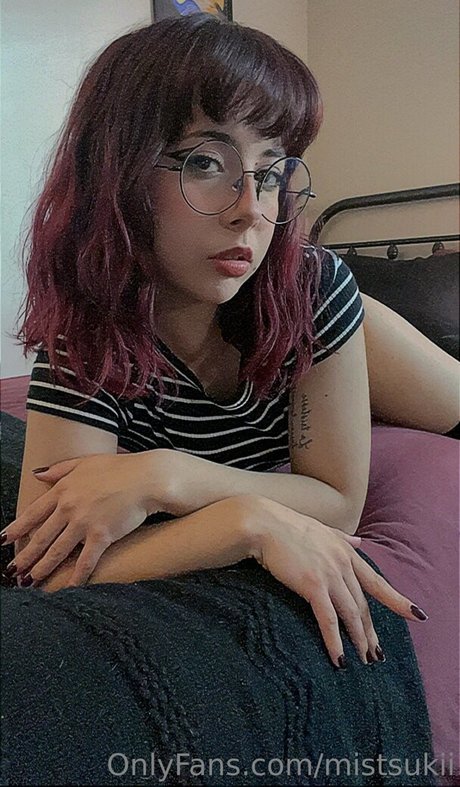 thick latina milf onlyfans top gallery