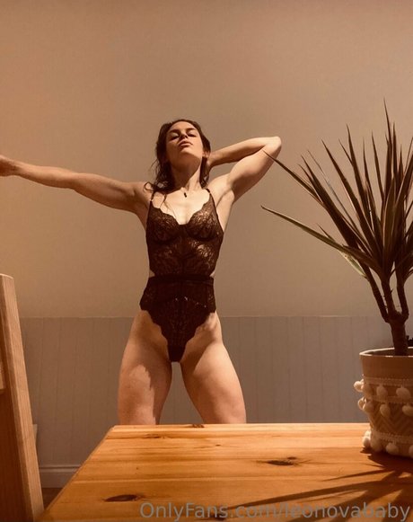 Leonovababy hd model photo