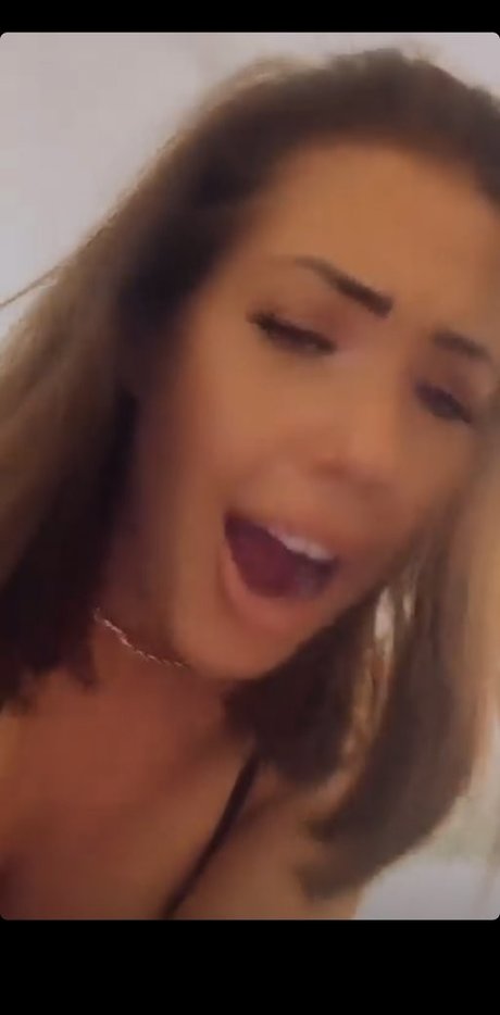 Hayley Pearce exclusive model pics