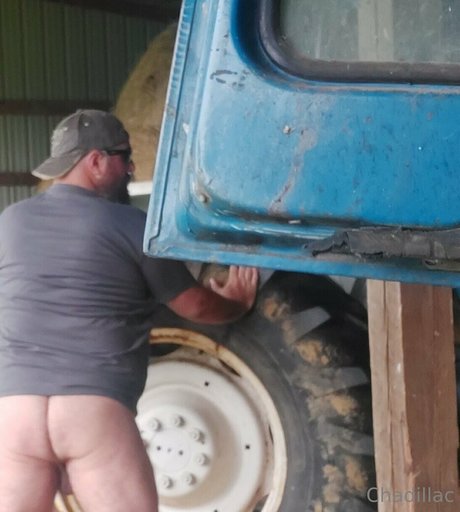 chadillac42 nude star image