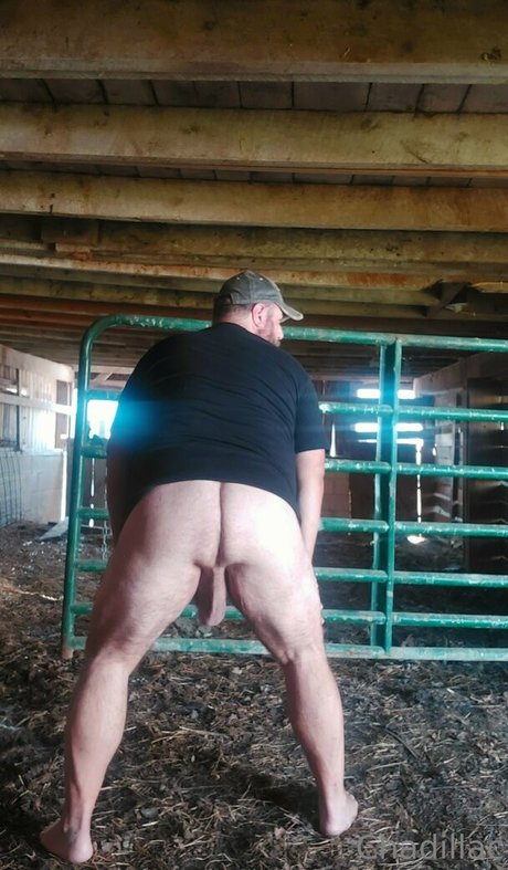 chadillac42 model exclusive pictures