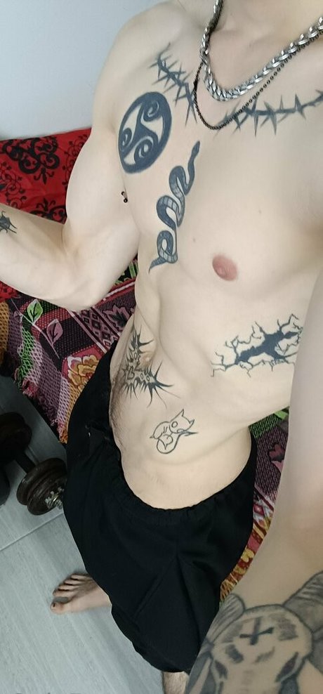 atheneoo pretty model pic