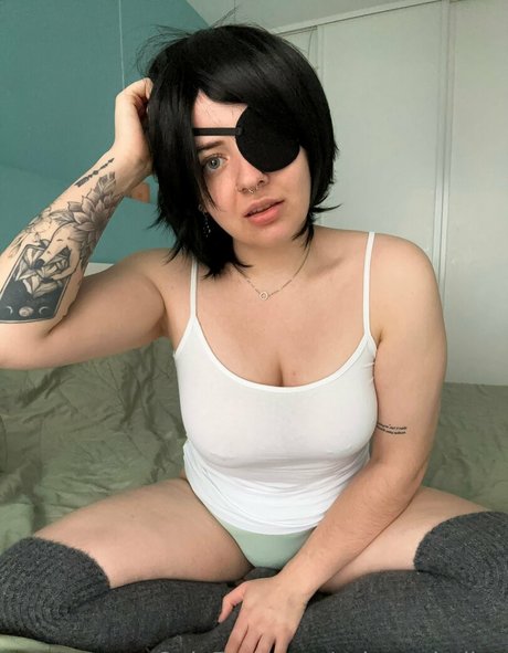 salems hailey star top images