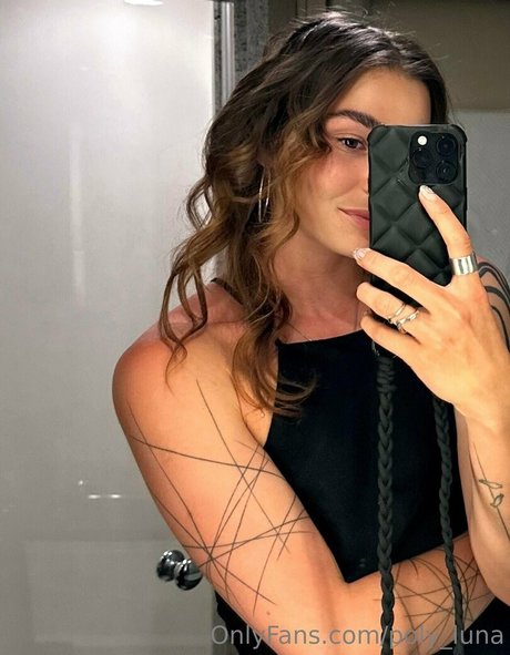 poly luna model galleries