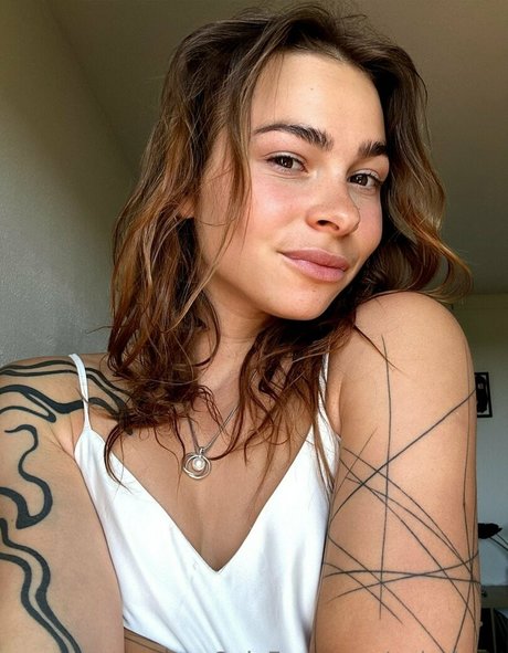 skinny milf onlyfans erotic img