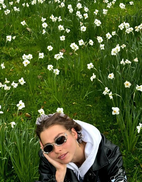 poly luna pretty pornstar img