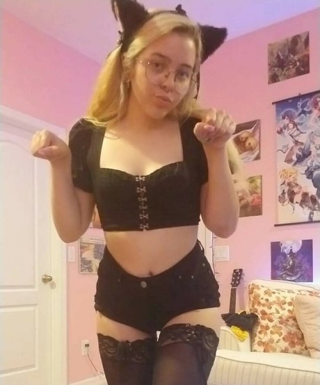 Lvkrd star exclusive pics