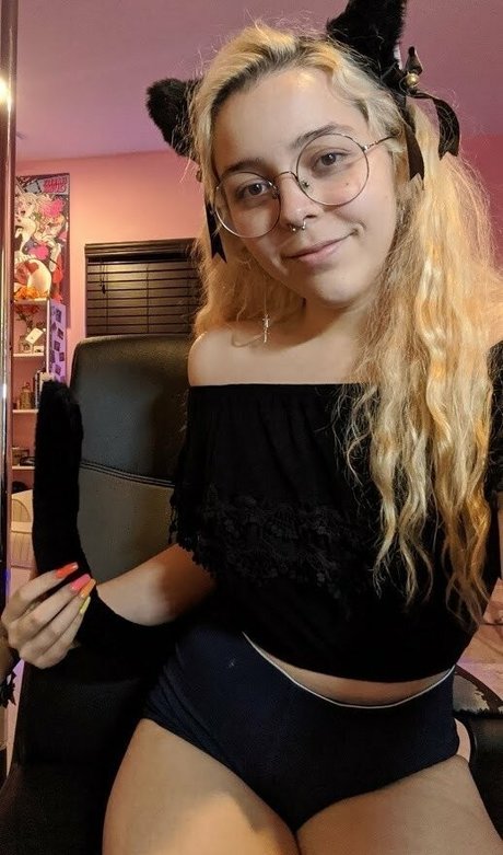 Lvkrd nude actress pictures