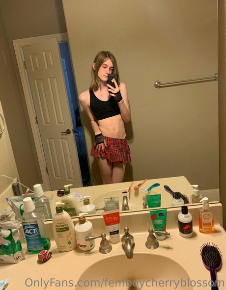 pregnant asian onlyfans free porn picture