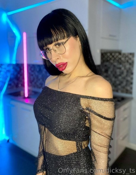 dicksy ts star free photos