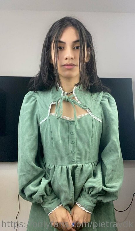 pietravdk sexy star picture