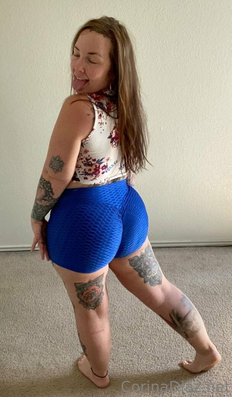 Corinasbooty perfect star pic