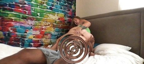 Corinasbooty star art gallery