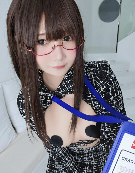 female popular onlyfans hot naked photo