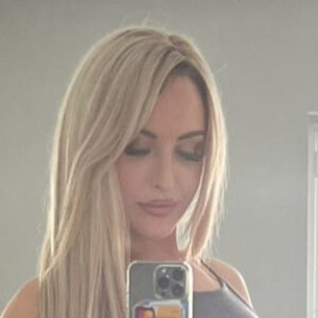 Emma Louise Jones pornstar naked archive