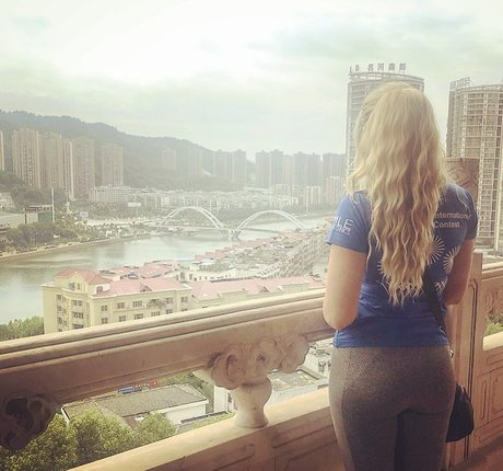 Emma Louise Jones star hot image