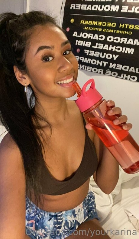 Yourkarina pornstar nice pic