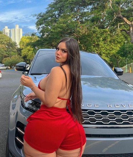 Grace Bon naked actress pic