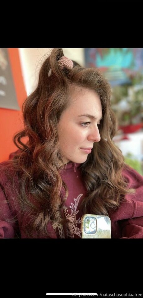 nataschasophiaafree pornographic star picture