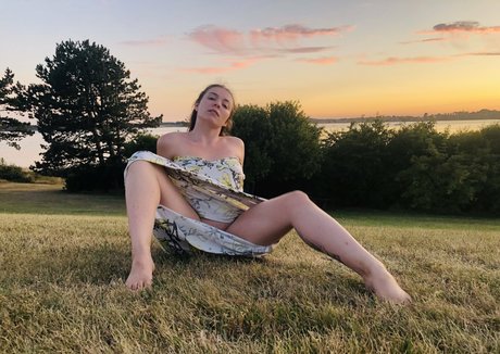 nataschasophiaafree star erotic images