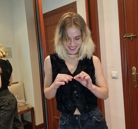 famous femboy onlyfans free pictures