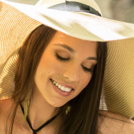 Makenna Gott erotic star img