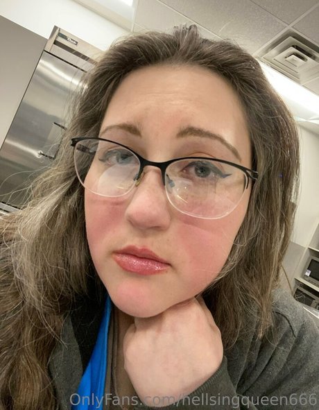 hellsingqueen666 sex pornstar pic