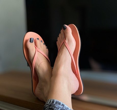 sofialutfree naked actress picture