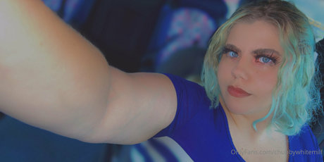 chubbywhitemilf porn model pic