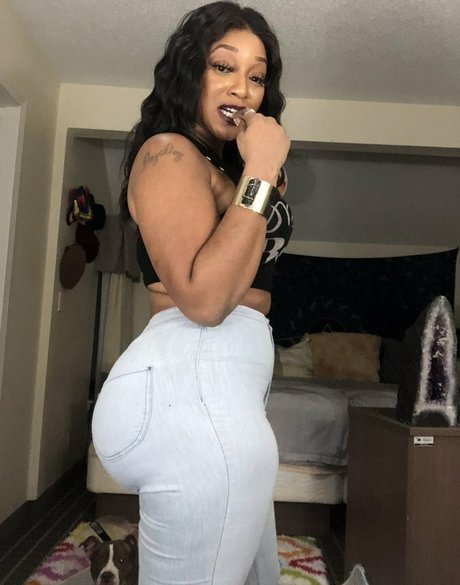 Candie Foxx pornstar xxx archive