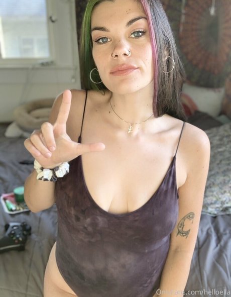 blonde pregnant onlyfans free porn photo