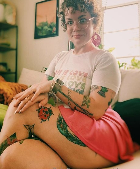 gemidemure nice model image