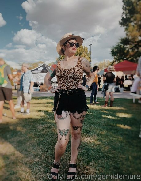 busty teen onlyfans free xxx img