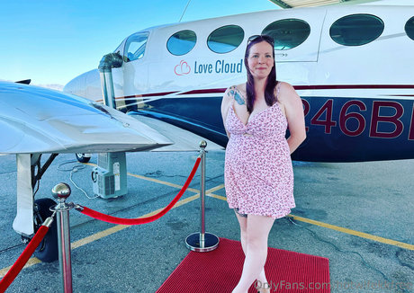 hotwifekkfree star erotic picture